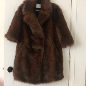 NWOT Zara fur coat, 3/4 sleeve, Size L